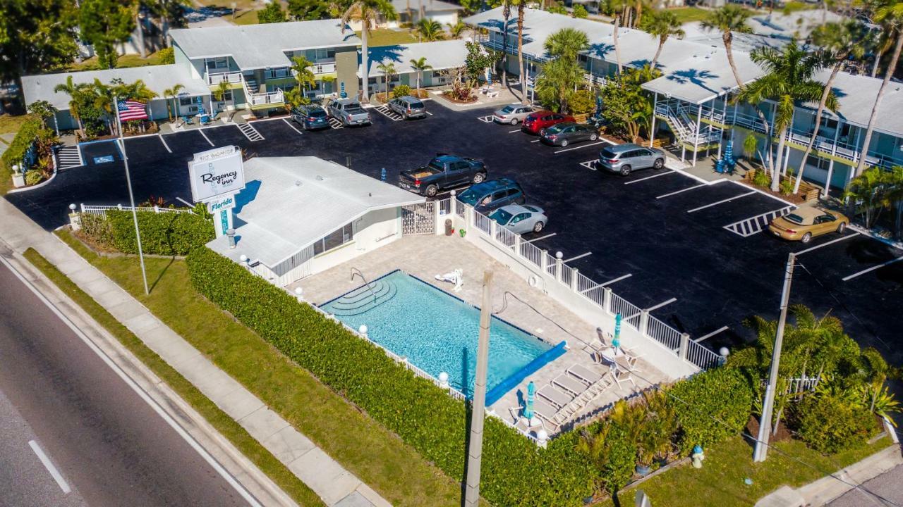 Regency Inn & Suites Sarasota Buitenkant foto